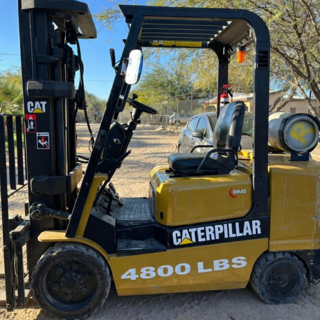 Montacargas Caterpillar 6000 LBS